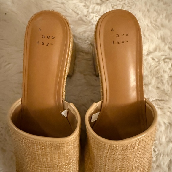 A New Day Women's Beige Woven Mules - Picture 2 of 4